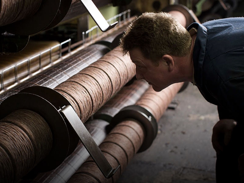 Производство ткани Harris Tweed