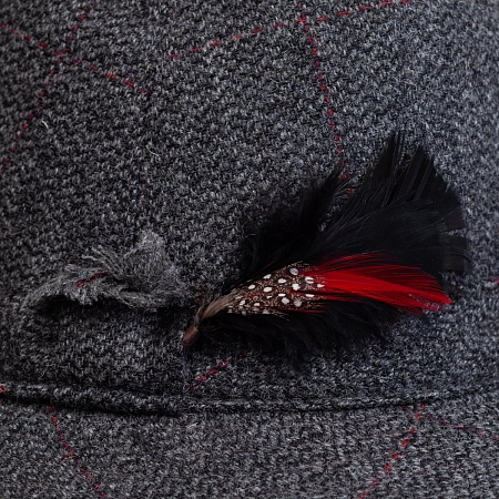 Hanna Hats Walking P255