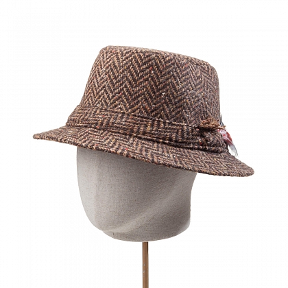 2Картинка Коричневая шляпа Hanna Hats Walking