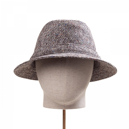 Hanna Hats Walking 411B