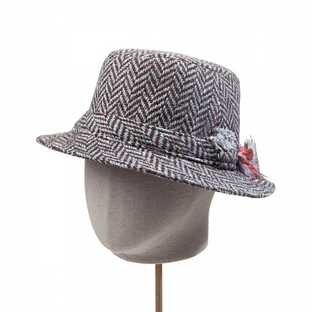 Hanna Hats Walking 513B