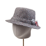Картинка Hanna Hats Walking 513B